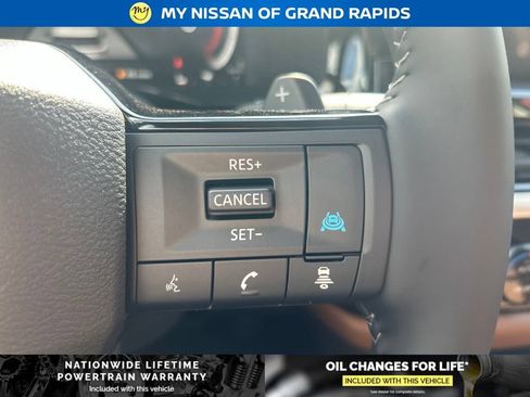 New 2026 Nissan Pathfinder Platinum AWD/4WD image 16