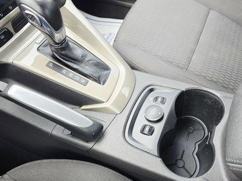 Used 2012 Ford Focus SEL image 19