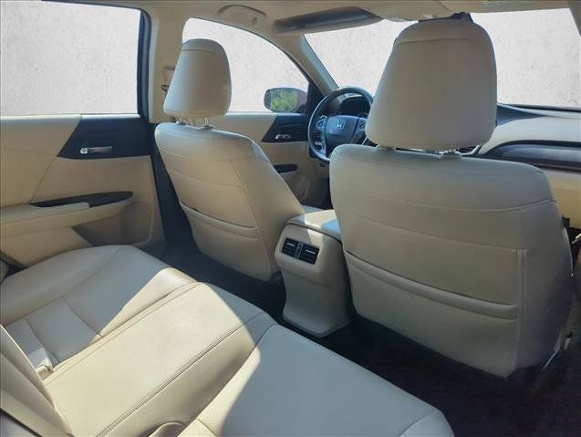 Used 2015 Honda Accord EX-L image 28