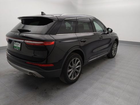 Used 2022 Lincoln Corsair AWD w/ Premium Package image 9