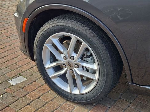 Used 2024 Dodge Durango GT image 11