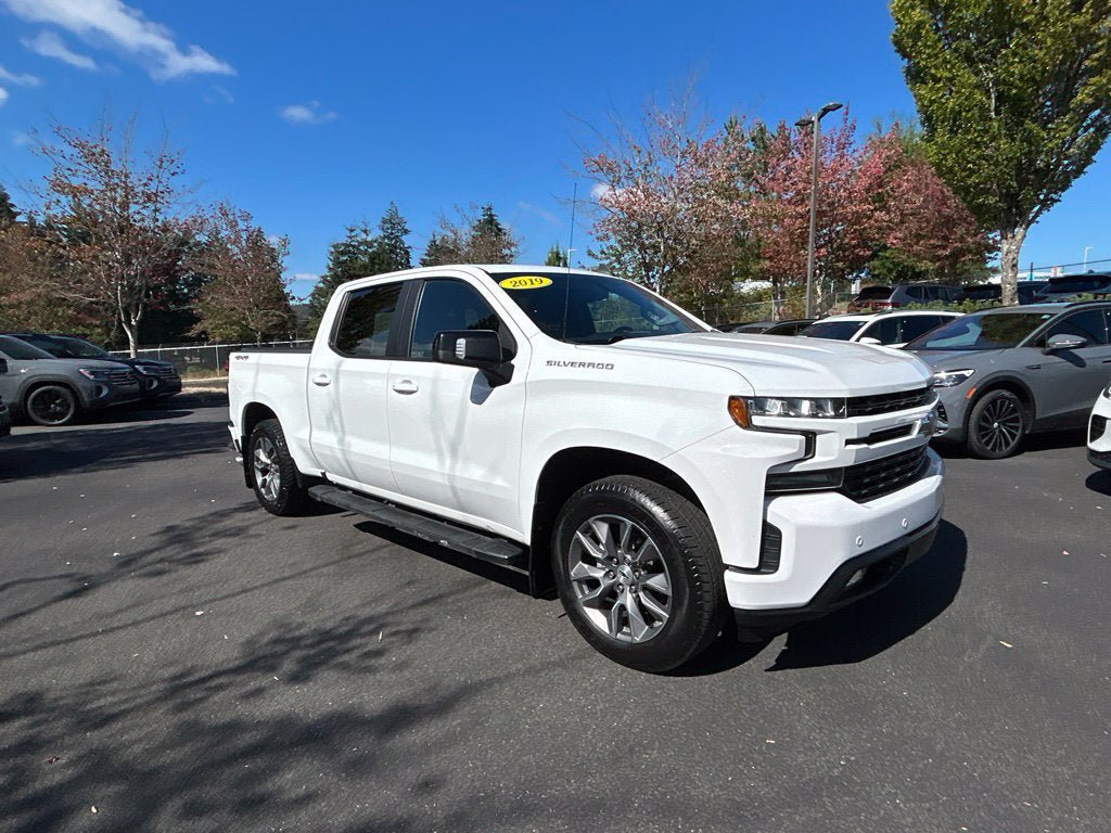 Used 2019 Chevrolet Silverado 1500 RST w/ True North Edition AWD/4WD image 9
