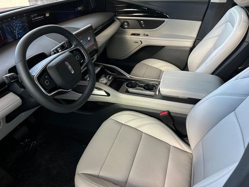 New 2026 Lincoln Nautilus Premier w/ Equipment Group 102A AWD/4WD image 9