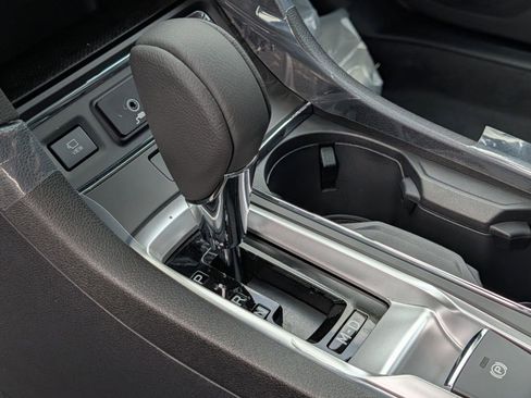 New 2026 Subaru Ascent Limited AWD/4WD image 9