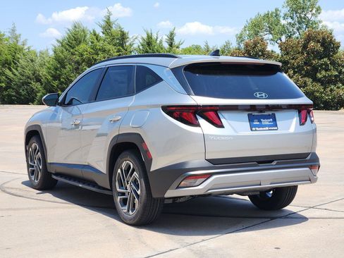 New 2026 Hyundai Tucson SEL Plus FWD image 3