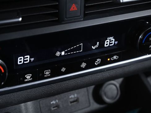 Certified 2023 Nissan Rogue SV image 18