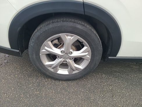 Used 2023 Honda HR-V LX image 8