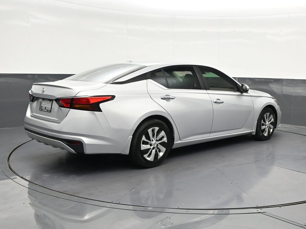 Used 2020 Nissan Altima 2.5 S w/ Driver Assist Package FWD image 5