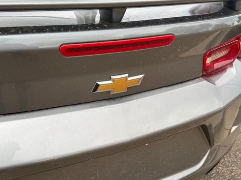 Used 2020 Chevrolet Camaro LT RWD image 10