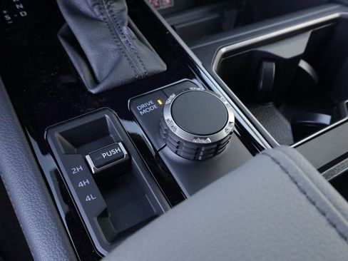 New 2026 Toyota Tundra Limited AWD/4WD image 9