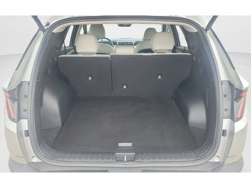 Used 2022 Hyundai Tucson SEL w/ Convenience + Premium Package FWD image 9