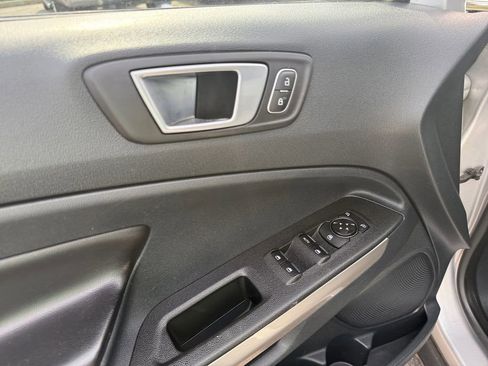 Used 2020 Ford EcoSport Titanium AWD/4WD image 12