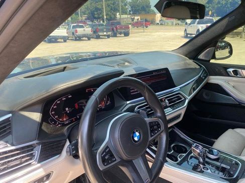 Used 2020 BMW X7 M50i w/ Dynamic Handling Package AWD/4WD image 8