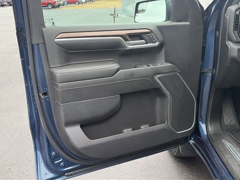 Certified 2022 Chevrolet Silverado 1500 RST image 5