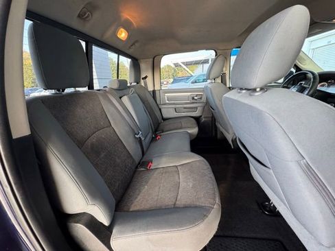 Used 2017 RAM 1500 Classic SLT w/ Luxury Group image 23