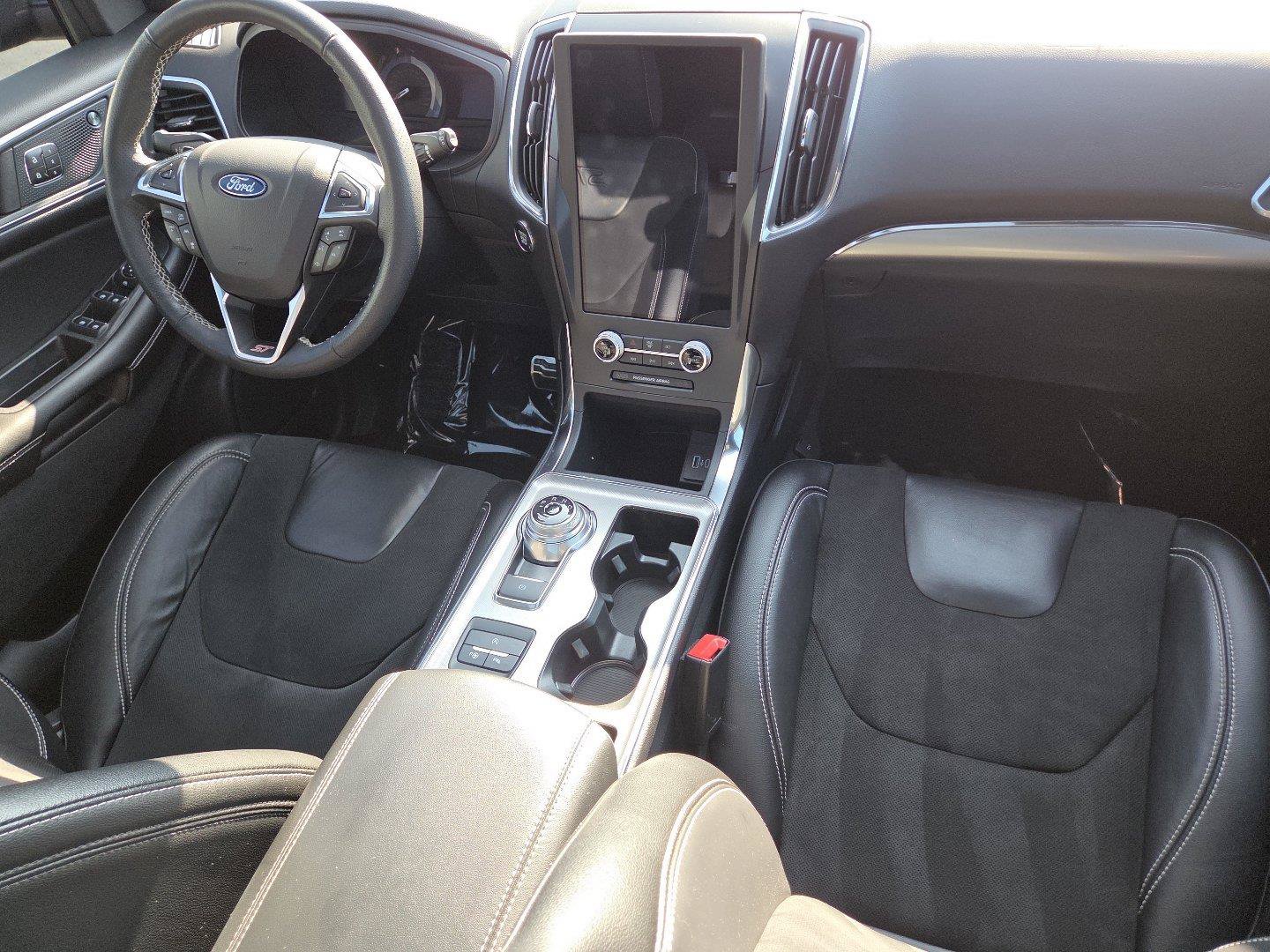Used 2024 Ford Edge ST w/ Equipment Group 401A AWD/4WD image 21