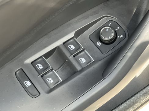 Used 2025 Volkswagen Jetta S FWD image 20