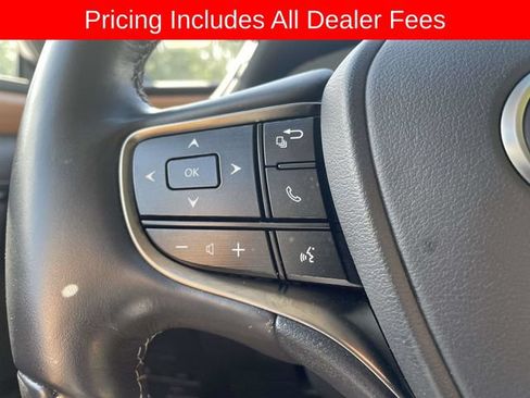 Used 2019 Lexus ES 300h w/ Accessory Package 2 FWD image 28