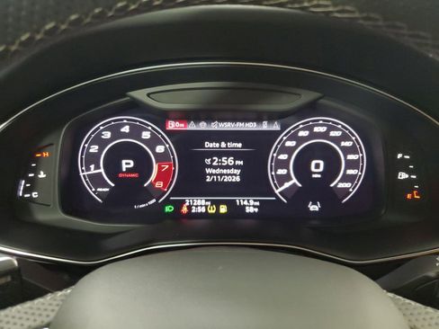 Used 2024 Audi RS Q8 w/ Black Optic Package image 26