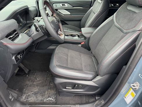 New 2026 Ford Explorer ST w/ Sun And Sound Package image 8