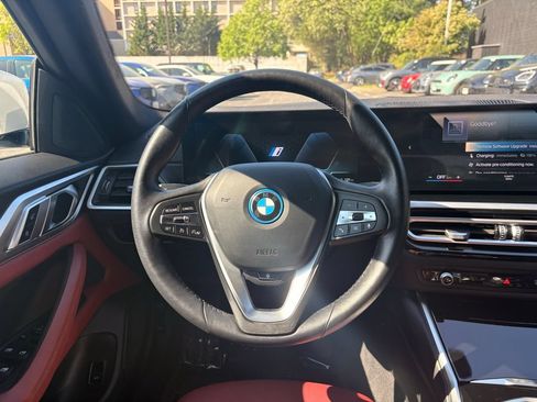 Used 2023 BMW i4 eDrive35 w/ Premium Package RWD image 23