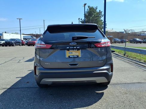 Certified 2023 Ford Edge SEL w/ Convenience Package AWD/4WD image 8