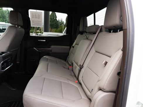 Used 2020 Chevrolet Silverado 1500 LTZ w/ LTZ Premium Package image 21