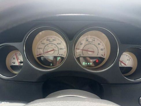 Used 2014 Dodge Challenger SXT Plus RWD image 17