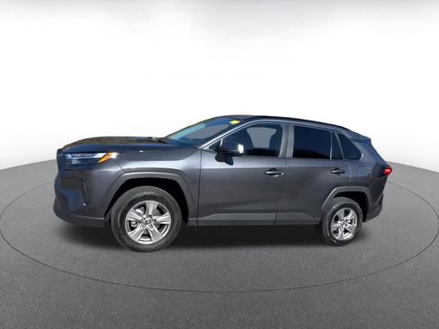 Used 2025 Toyota RAV4 XLE image 8