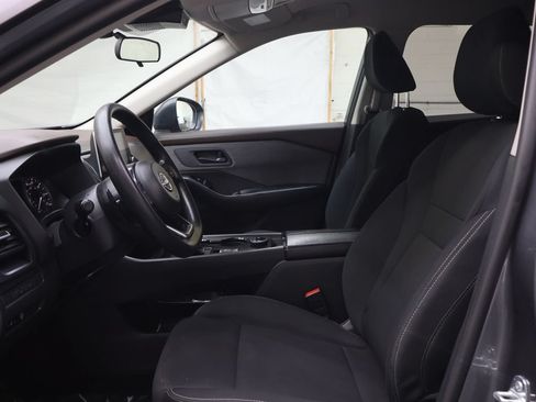 Used 2023 Nissan Rogue S AWD/4WD image 16