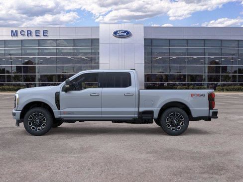 New 2026 Ford F250 Platinum AWD/4WD image 3