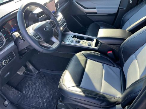 Used 2023 Ford Explorer XLT w/ Equipment Group 202A image 26