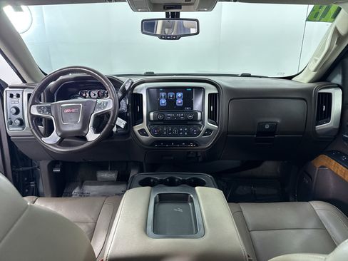 Used 2018 GMC Sierra 1500 SLT w/ SLT Premium Package AWD/4WD image 4