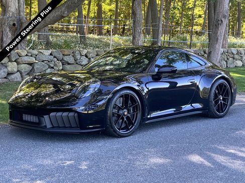 Used 2025 Porsche 911 Carrera 4 GTS image 26