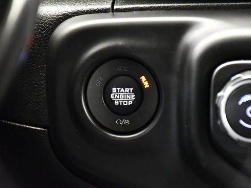 Used 2021 Jeep Wrangler Unlimited Sahara image 25