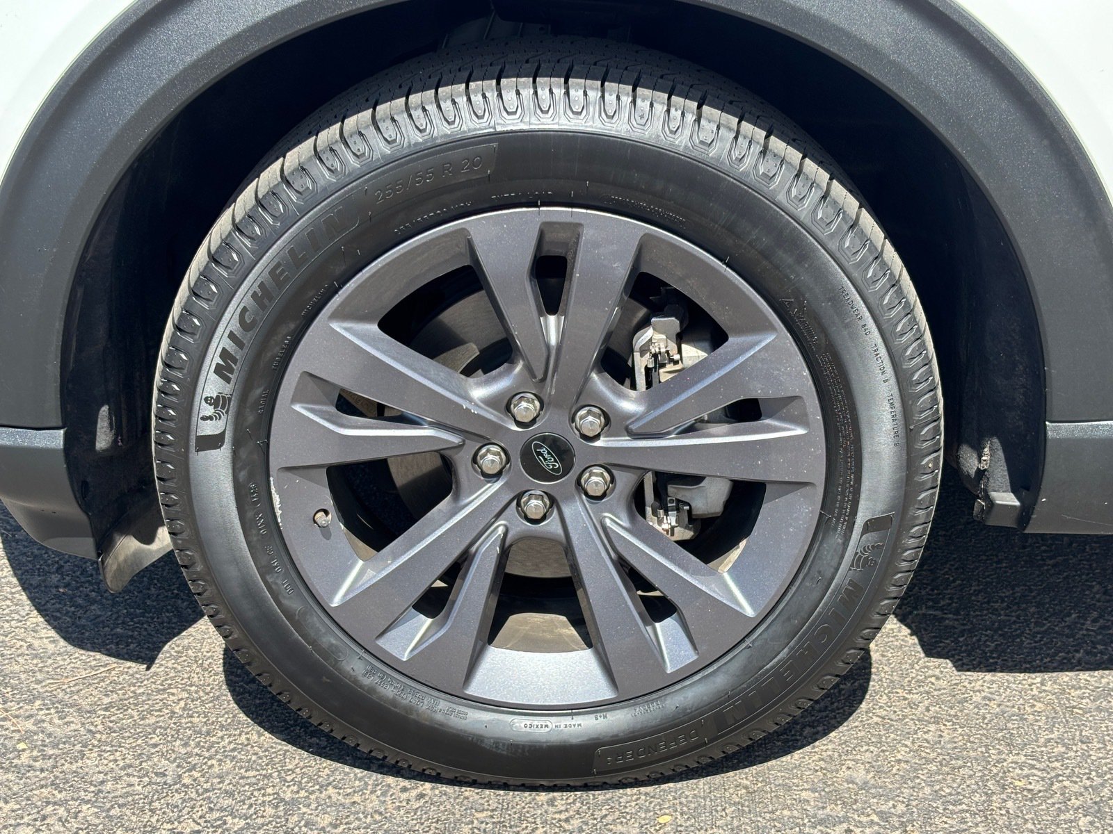 Used 2022 Ford Explorer XLT w/ Equipment Group 202A AWD/4WD image 10