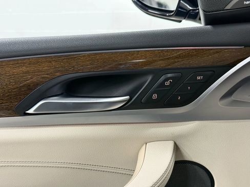 Used 2019 BMW X3 xDrive30i w/ Premium Package image 13