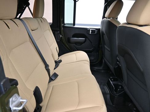 Certified 2021 Jeep Wrangler Unlimited Sport image 15