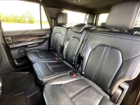 Used 2019 Ford Expedition Max Limited image 19