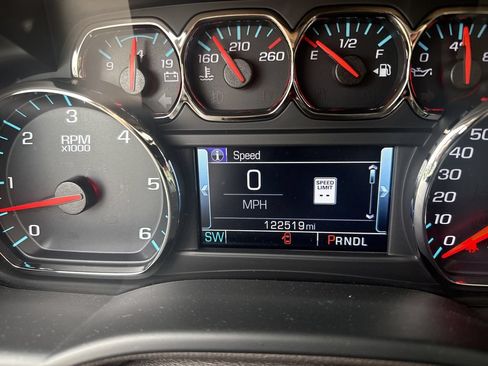 Used 2019 Chevrolet Tahoe LT AWD/4WD image 12
