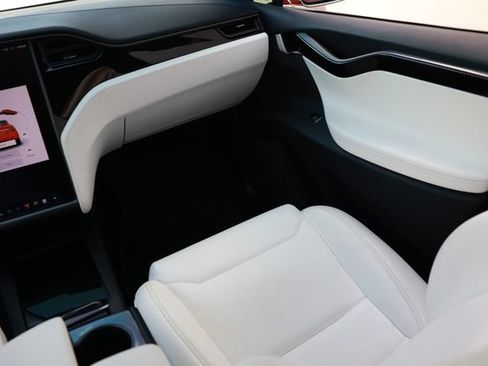 Used 2018 Tesla Model X 100D AWD/4WD image 25