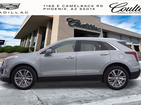 Certified 2025 Cadillac XT5 Premium Luxury image 2