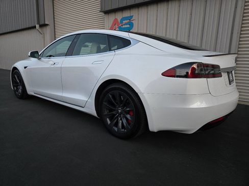 Used 2020 Tesla Model S Performance image 5