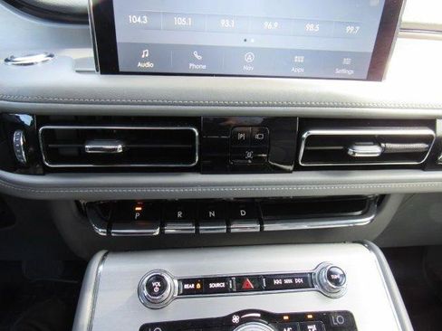 Used 2020 Lincoln Aviator Reserve w/ Equipment Group 202A image 22