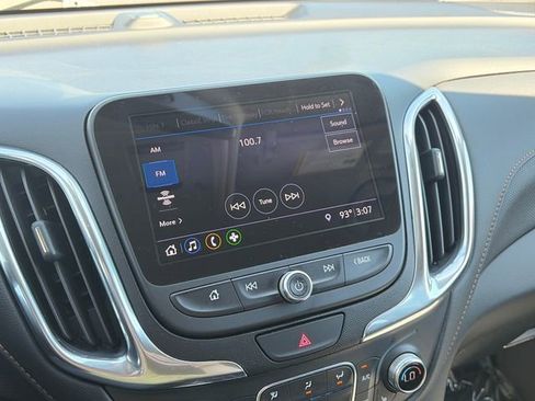 Used 2019 Chevrolet Equinox Premier FWD image 21