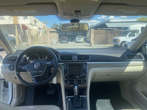 Used 2016 Volkswagen Passat 1.8T SE image 27