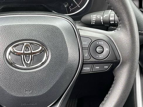 Used 2025 Toyota RAV4 XLE Premium FWD image 14