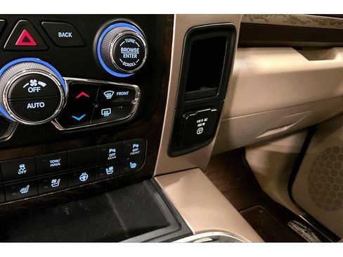 Used 2017 RAM 1500 Laramie Longhorn AWD/4WD image 34