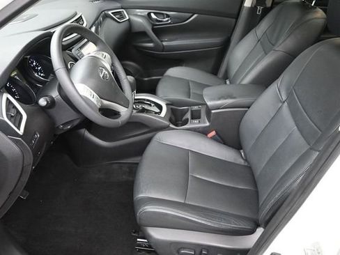 Used 2015 Nissan Rogue SL w/ SL Premium Package AWD/4WD image 10