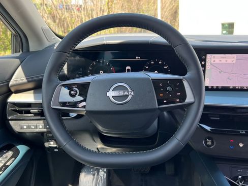 Used 2025 Nissan Murano Platinum w/ Cargo Package AWD/4WD image 21